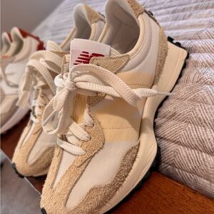 New Balance Cream Chunky Sneakers with Suede and Mesh